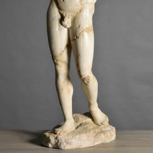 escultura de apolo 2