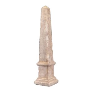 obelisco de piedra pequeño