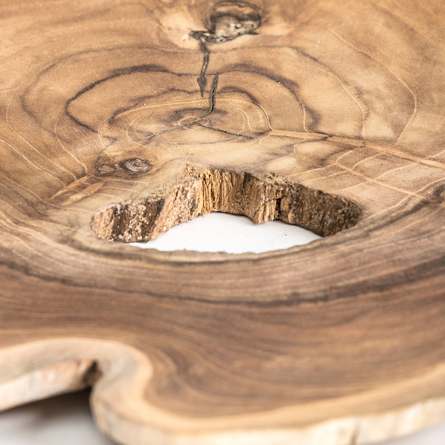 CENTRO IKUAH - S.IKUAH MADERA DE TEKA ÉTNICO