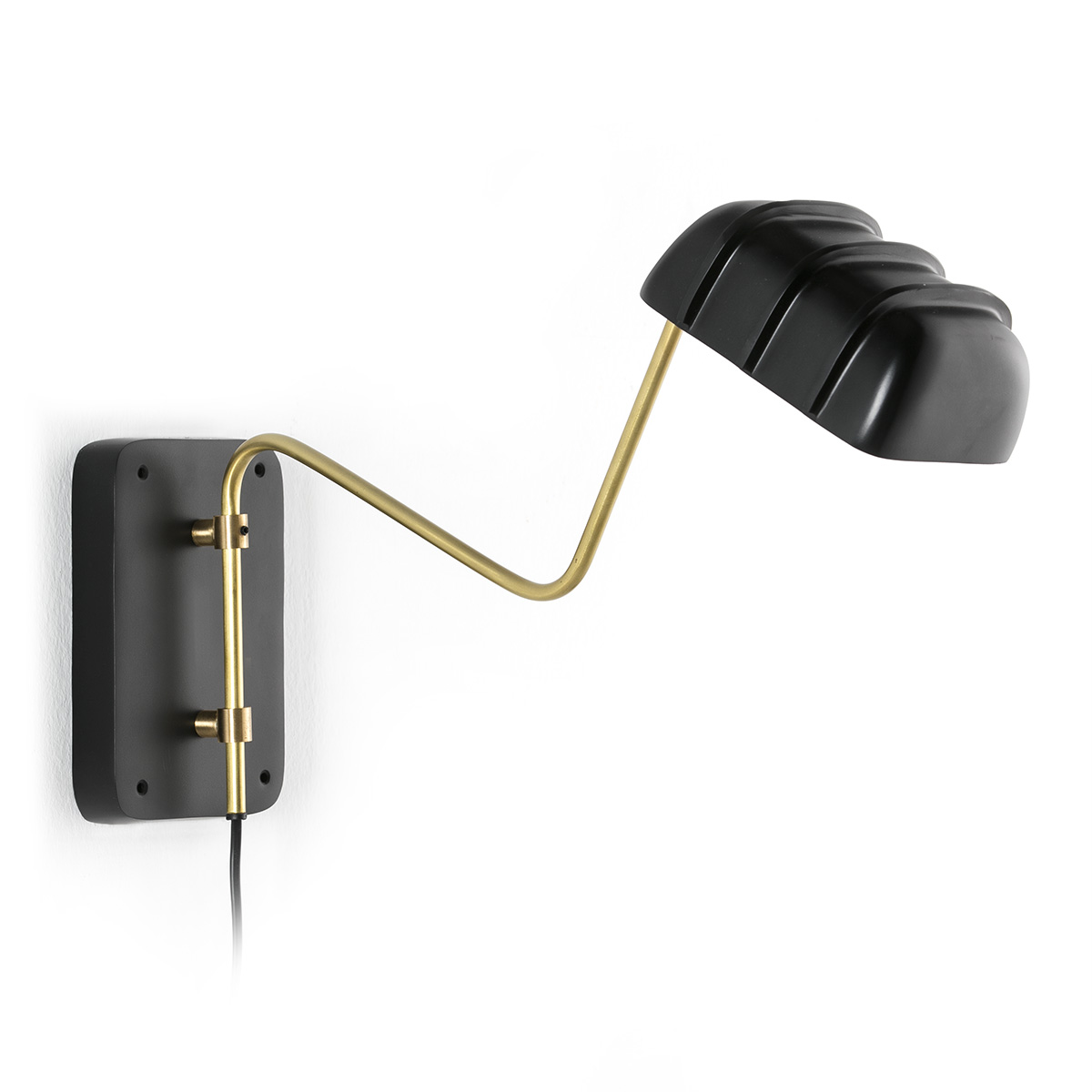 Aplique 54x13x37 Metal Dorado/Negro