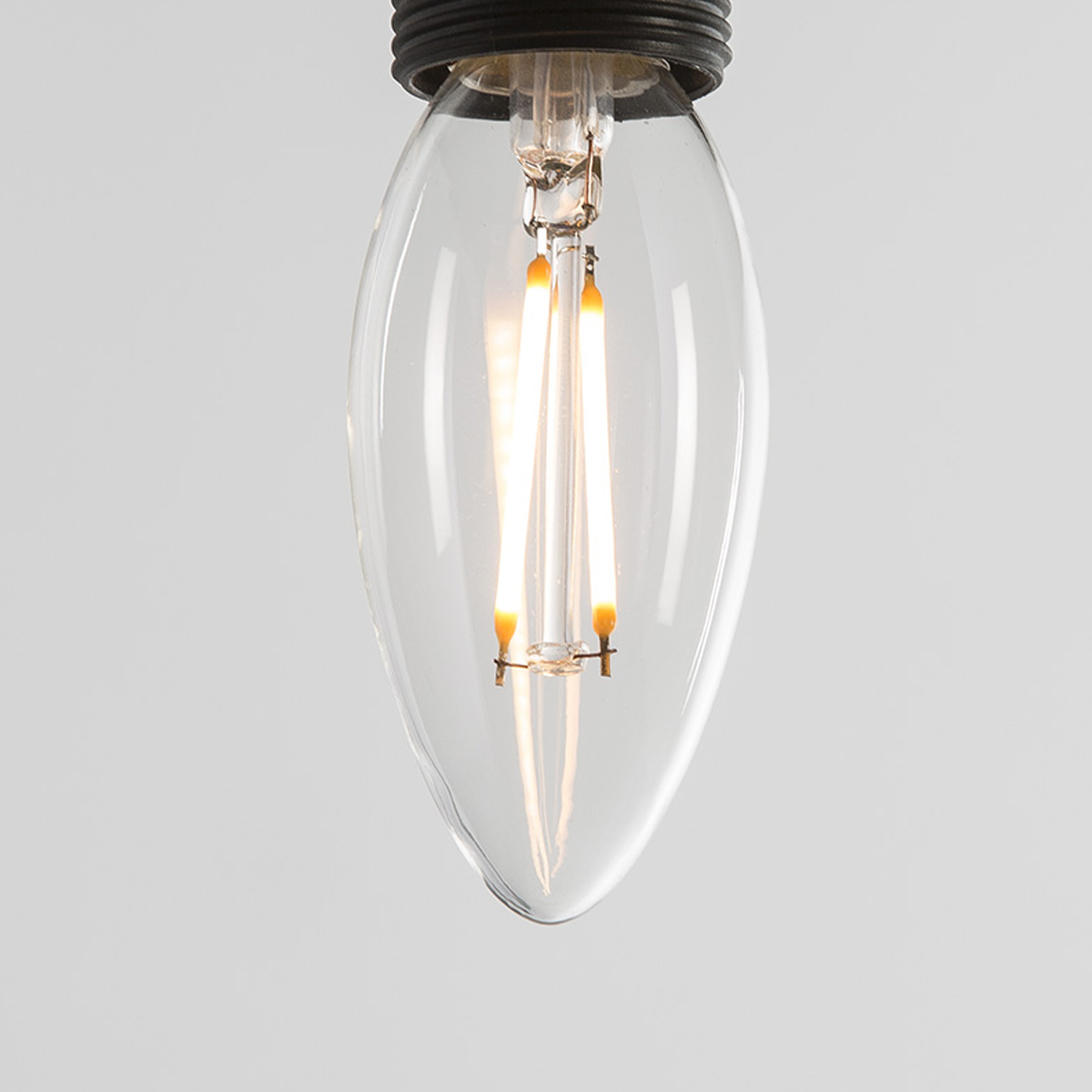 Bombilla 3'5x9'5 LED E14. 220V 2W