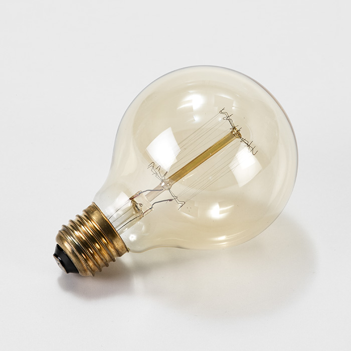 220V