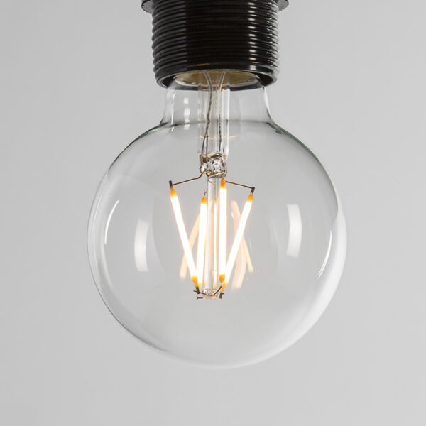 Bombilla 8x12 LED E27. 220V. 4W