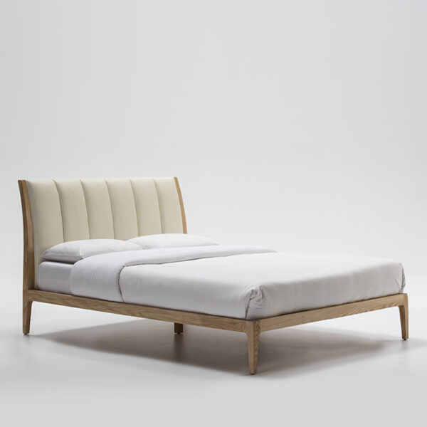 Cama 157x217x104 Madera de Fresno/P.Piel Beige