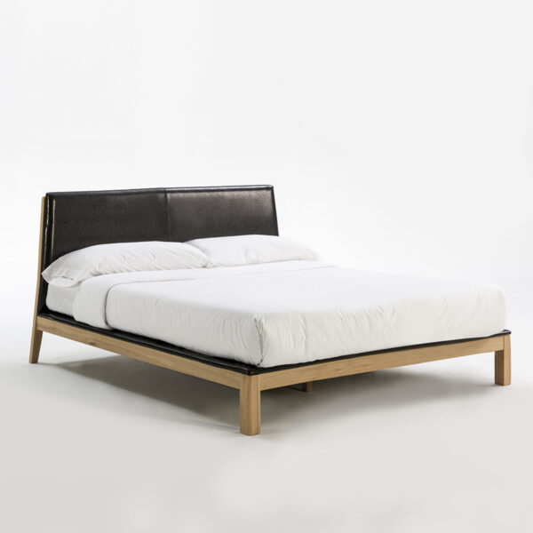 Cama 191x202x101 Madera de Fresno/P.Piel Natural/Negro