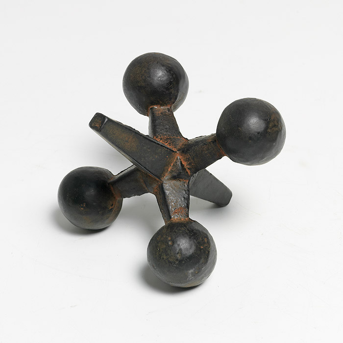 Figura 10x12x9 Metal Negro