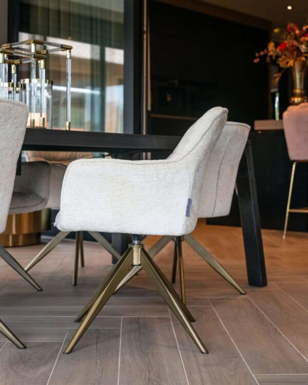 Dining table Baccarat dark coffee 230