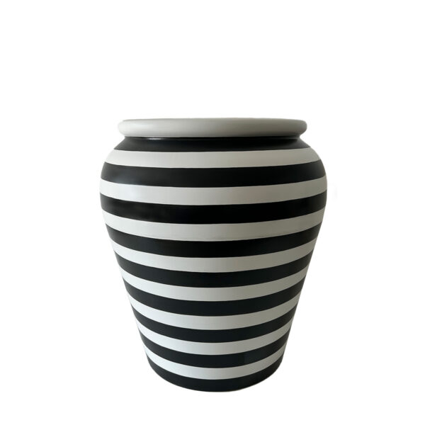 Macetero 60x60x70 Terracota -- Blanco/Negro