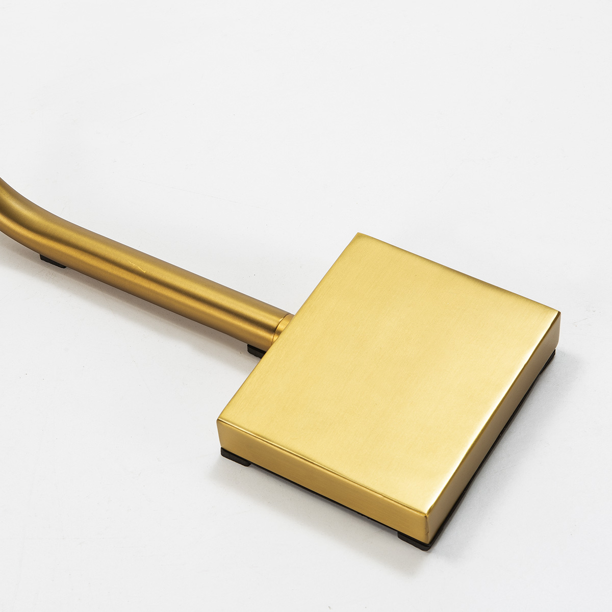 lampara-de-pie-40x15x135-metal-dorado-2