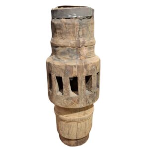 Candelabro eje de Carro antiguo 1