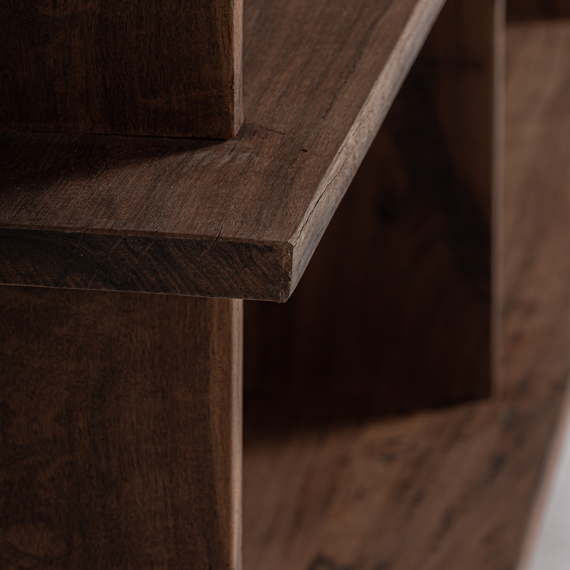 estante-modular-brutalist-4