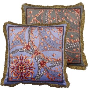 COJIN VELVET RELLENO PLUMAS CON FLECOS 60x13x60 CM