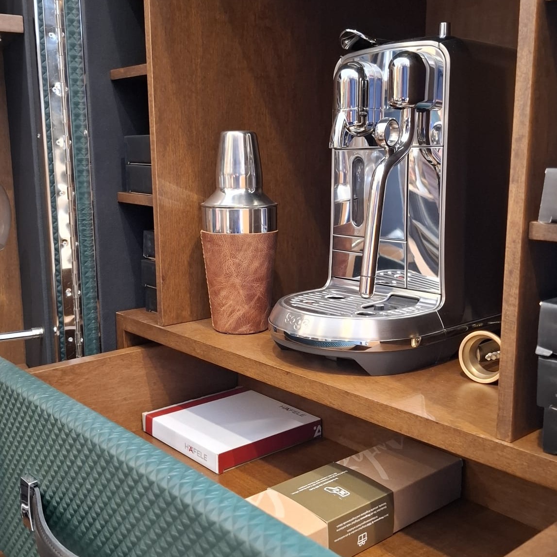 baul bar traveler alexandra 3