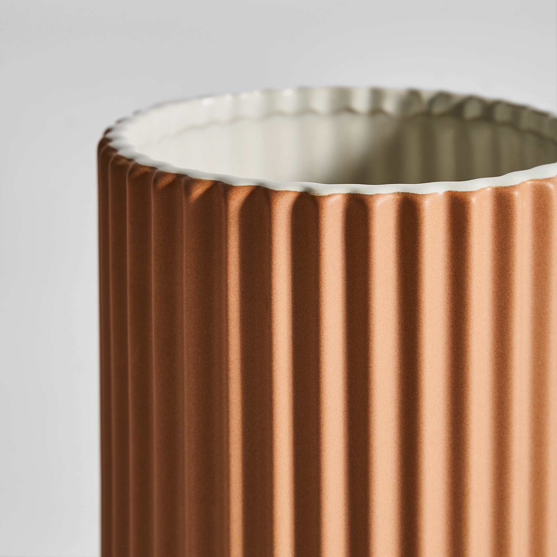 jarron-plisse-stone-1