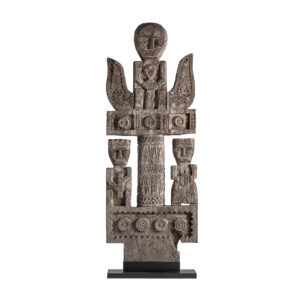 ESCULTURA PIE TOBHY