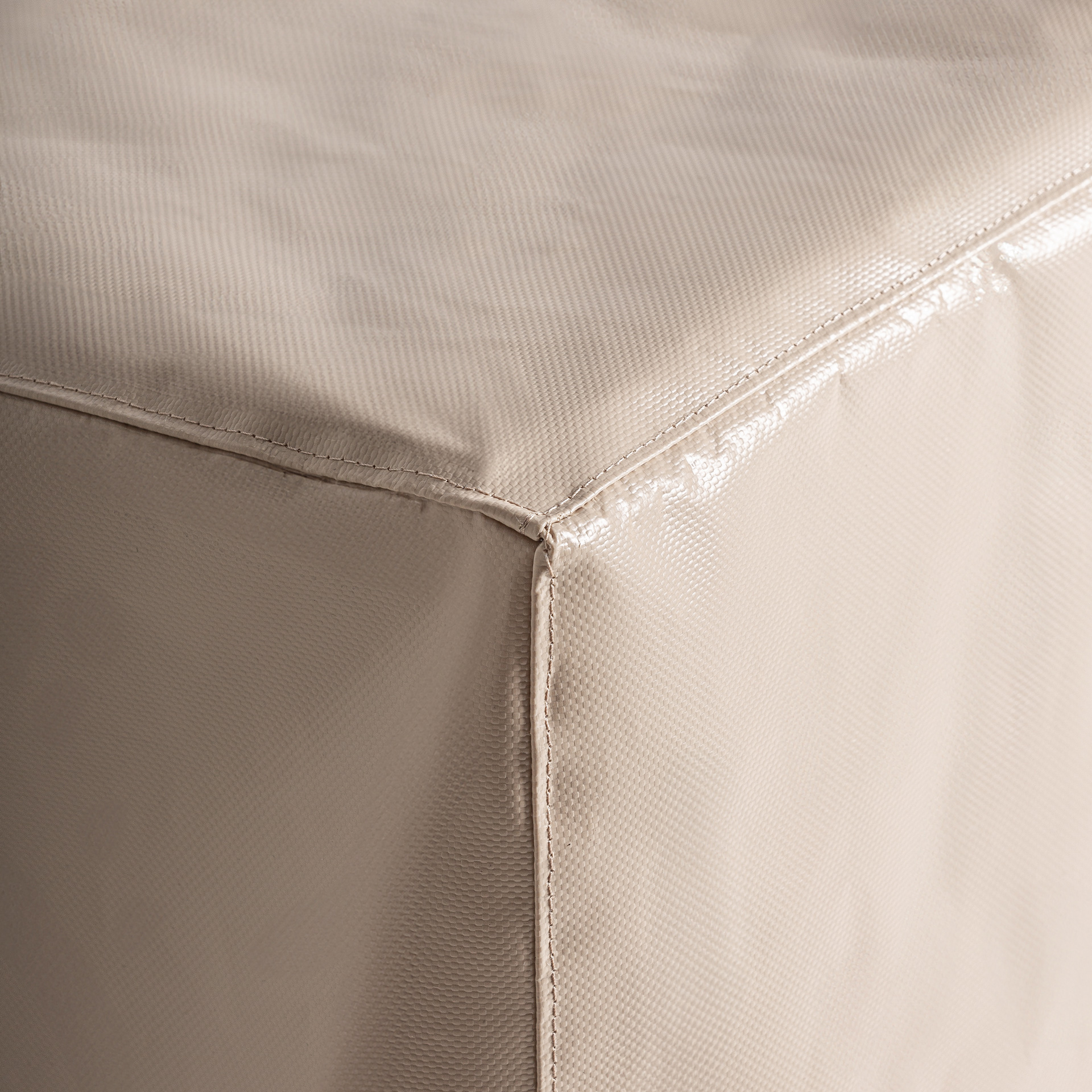 funda-protectora-sofa-1