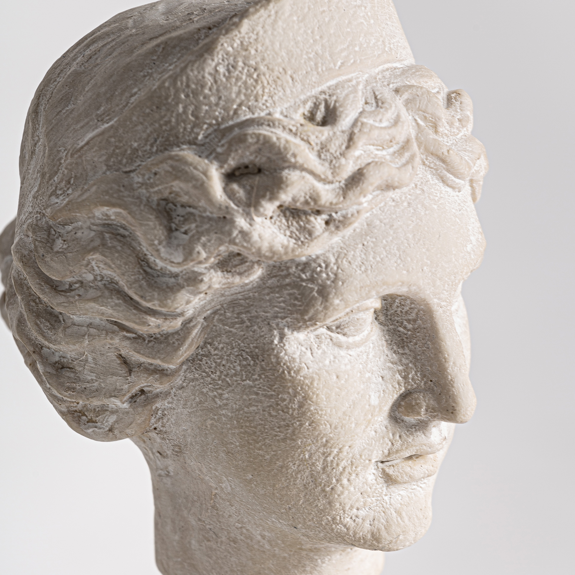 figura-decorativa-halia-1